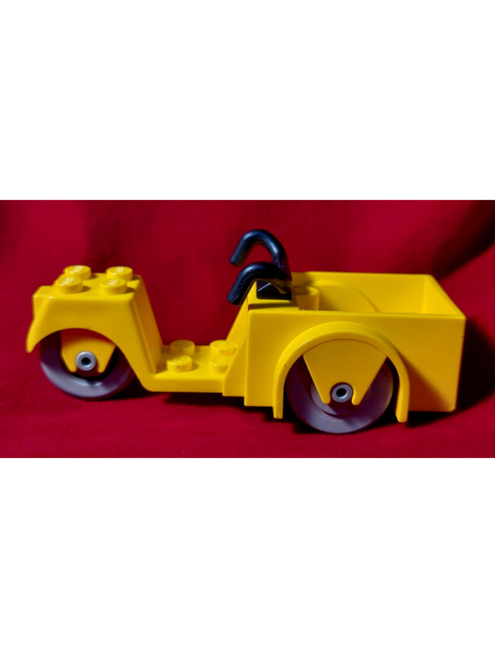 YELLOW TRICYCLE with light gray wheels Vintage 1980 LEGO Fabuland Near MINT!